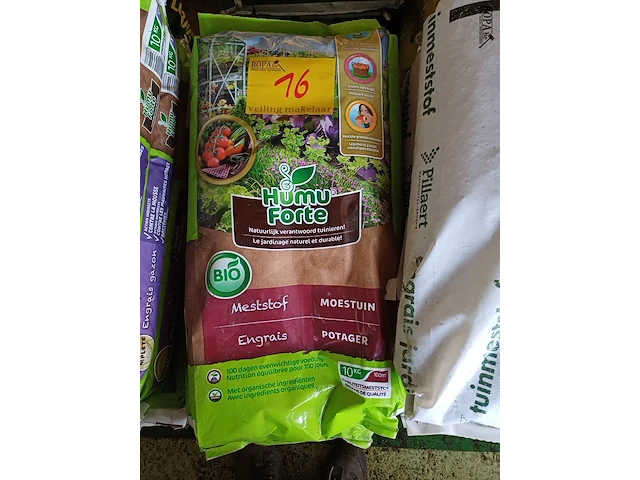 Lot 16 - humu forte meststof moestuin - 5 stuks - afbeelding 1 van  4