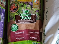 Lot 16 - humu forte meststof moestuin - 5 stuks - afbeelding 1 van  4