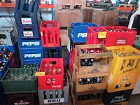 Lot 16 - leeggoed bakken. 46 stuks - afbeelding 1 van  5