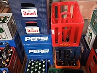 Lot 16 - leeggoed bakken. 46 stuks - afbeelding 2 van  5