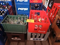 Lot 16 - leeggoed bakken. 46 stuks - afbeelding 3 van  5