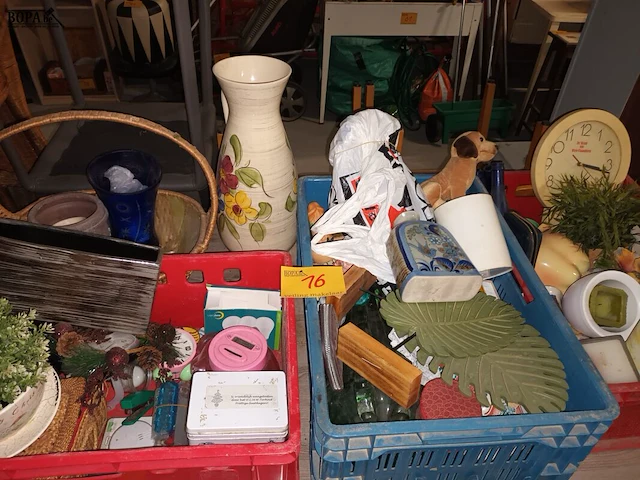 Lot 16 - lot decoratie - afbeelding 1 van  5