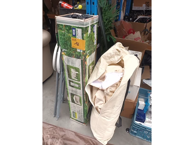 Lot 16 - partytent - afbeelding 1 van  5