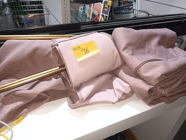 Lot 16 - pashok gordijnen. 5 stuks - afbeelding 1 van  4