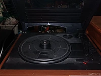 Lot 16 - radio/platenspeler soundmaster - afbeelding 2 van  5