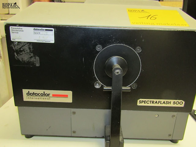 Lot 16 - spectrophotometer - afbeelding 2 van  3