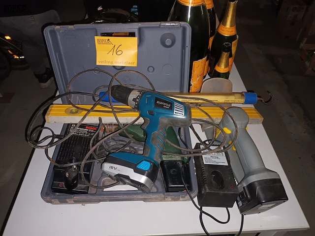 Lot 16 - werkmateriaal. 5 stuks - afbeelding 1 van  6