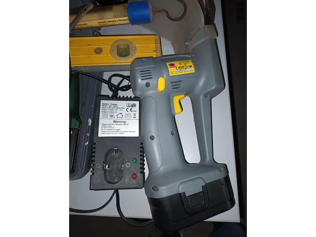 Lot 16 - werkmateriaal. 5 stuks - afbeelding 5 van  6