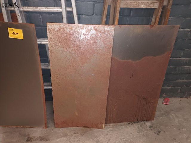 Lot 160 - carrosserie platen. 4 stuks - afbeelding 2 van  3