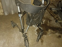 Lot 160 - rollator vermeiren - afbeelding 1 van  2