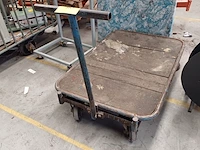 Lot 160 - transportkar - afbeelding 1 van  4