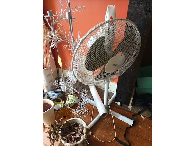 Lot 160 - ventilator en decoratie. 20 stuks - afbeelding 2 van  4