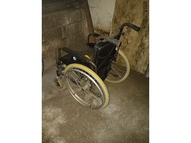 Lot 161 - rolstoel vermeiren - afbeelding 2 van  2
