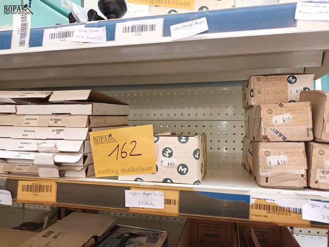 Lot 162 - cijfers en brievenbuskleppen. 80 stuks - afbeelding 1 van  5