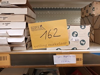 Lot 162 - cijfers en brievenbuskleppen. 80 stuks - afbeelding 3 van  5