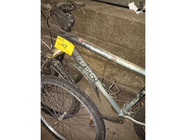 Lot 162 - fietsen. 3 stuks - afbeelding 2 van  6