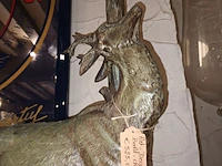 Lot 162 - hert op marmer - afbeelding 2 van  5