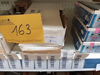 Lot 163 - deurstoppen en deurbeslag. 28 stuks - afbeelding 3 van  9