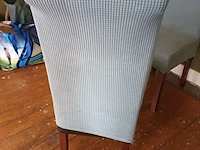 Lot 163 - eetkamerstoelen. 2 stuks - afbeelding 4 van  4