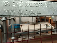 Lot 163 - gegalvaniseerd stapelrek. 12 stuks - afbeelding 2 van  5