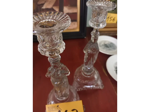 Lot 163 - koppel kandelaars in glas - afbeelding 6 van  6