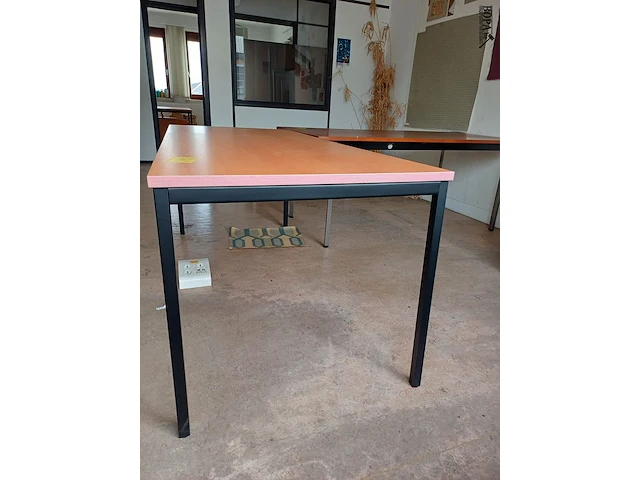 Lot 163 - tafel - afbeelding 2 van  3