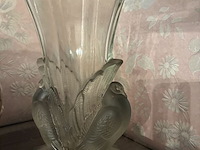 Lot 163 - vaas met vogels - afbeelding 2 van  3