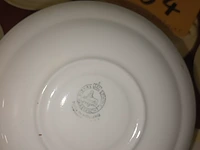 Lot 164 - koffieservies met zwarte kat. 34 stuks - afbeelding 5 van  5