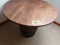 Lot 164 - salontafel met bierton - afbeelding 1 van  4