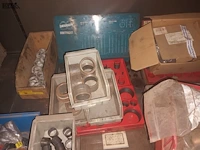 Lot 165 - lot montage materiaal - afbeelding 3 van  6