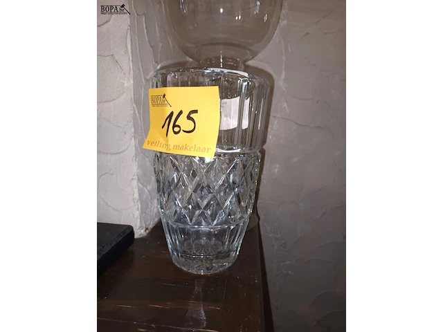 Lot 165 - vazen. 2 stuks - afbeelding 3 van  3