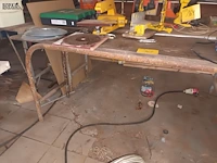 Lot 165 - werktafel - afbeelding 2 van  3