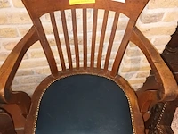 Lot 166 - antieke bureaustoel - afbeelding 4 van  4