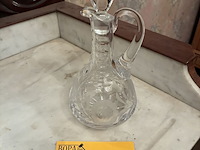 Lot 166 - kristallen karafje met dop - afbeelding 1 van  2