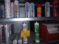 Lot 166 - producten, siliconen en tex flat - afbeelding 2 van  3