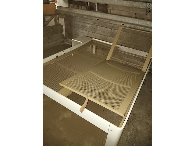 Lot 166 - tweepersoonsbed - afbeelding 1 van  1