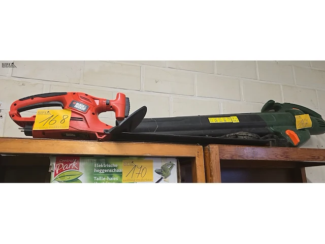 Lot 168 - haagschaar black & decker 55 cm - afbeelding 1 van  2
