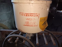 Lot 168 - metalen statief. 2 stuks - afbeelding 5 van  5