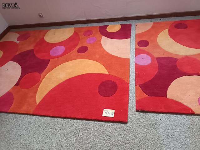 Lot 168 - tapijten. 2 stuks - afbeelding 1 van  6