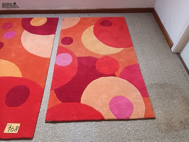 Lot 168 - tapijten. 2 stuks - afbeelding 2 van  6