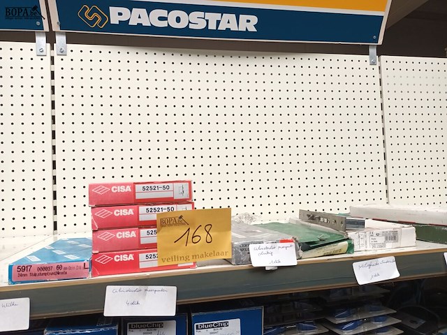 Lot 168 - veiligheidssloten. 7 stuks - afbeelding 1 van  4