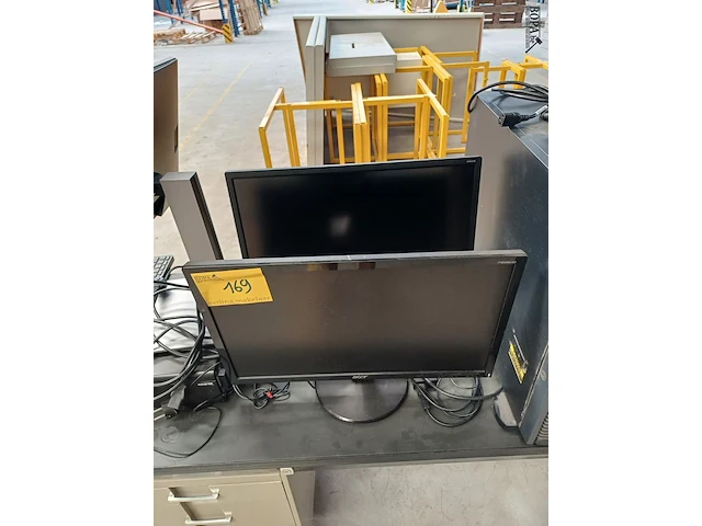 Lot 169 - computerscherm acer (h) - afbeelding 1 van  5