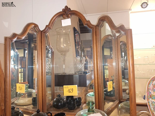 Lot 169 - drieluik spiegel - afbeelding 1 van  3