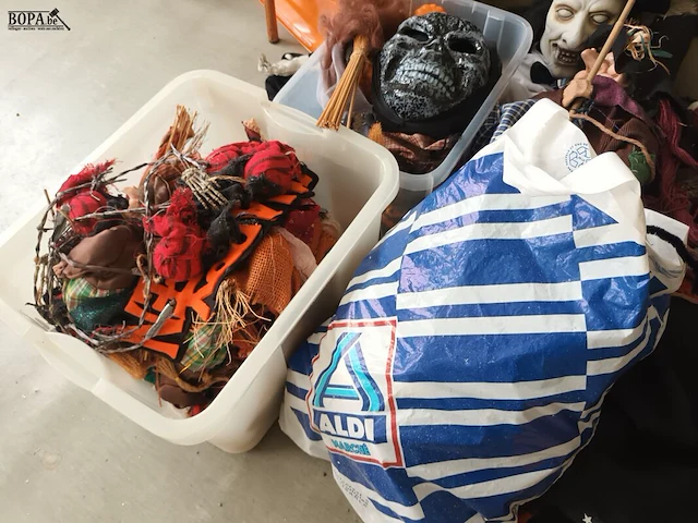 Lot 169 - halloween decoratie - afbeelding 4 van  5