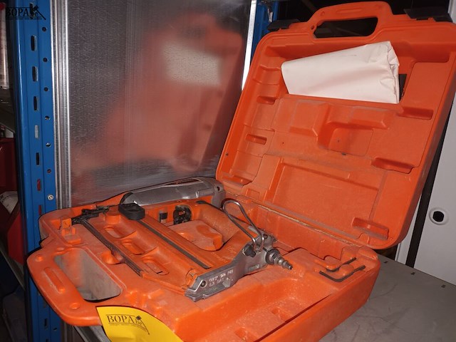 Lot 169 - paslode in koffer - afbeelding 3 van  3