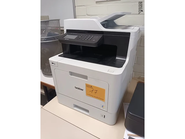 Lot 17 - all-in-one kleurenlaserprinter brother - afbeelding 1 van  3