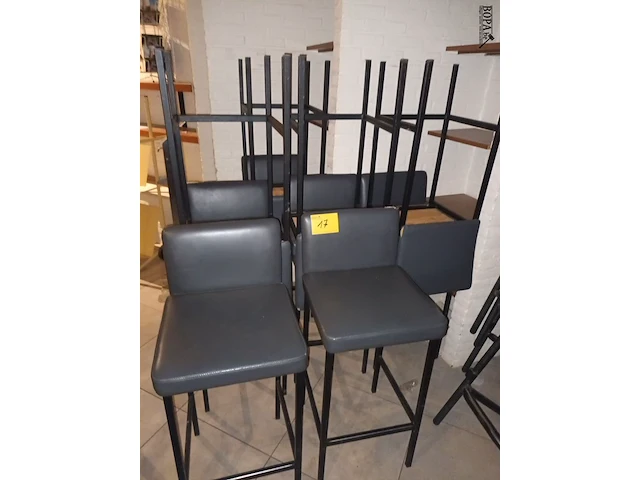 Lot 17 - barkruk. 10 stuks - afbeelding 1 van  3