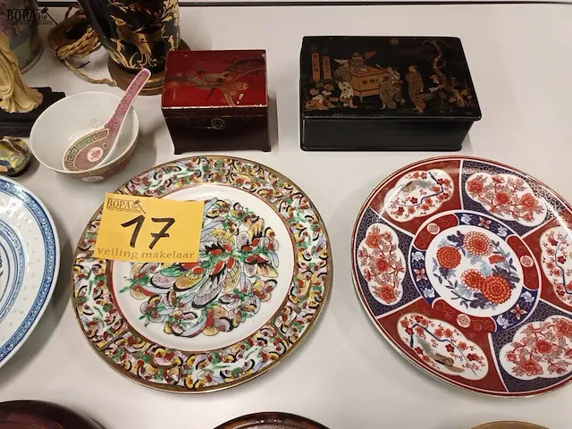 Lot 17 - chinese decoratie. 19 stuks - afbeelding 7 van  12