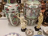 Lot 17 - chinese decoratie. 19 stuks - afbeelding 8 van  12