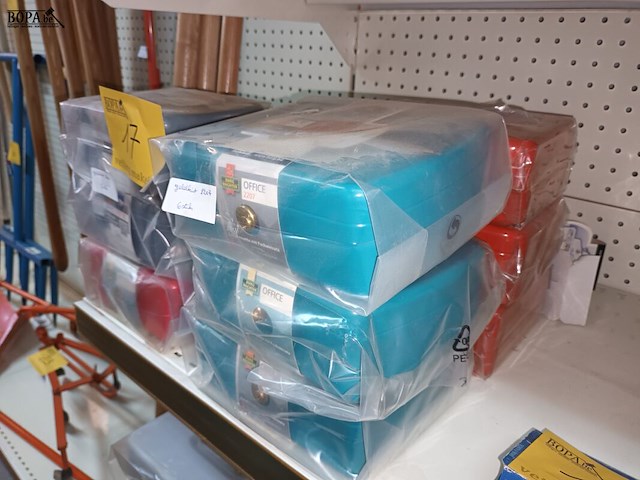 Lot 17 - geldkoffer. 9 stuks - afbeelding 2 van  3